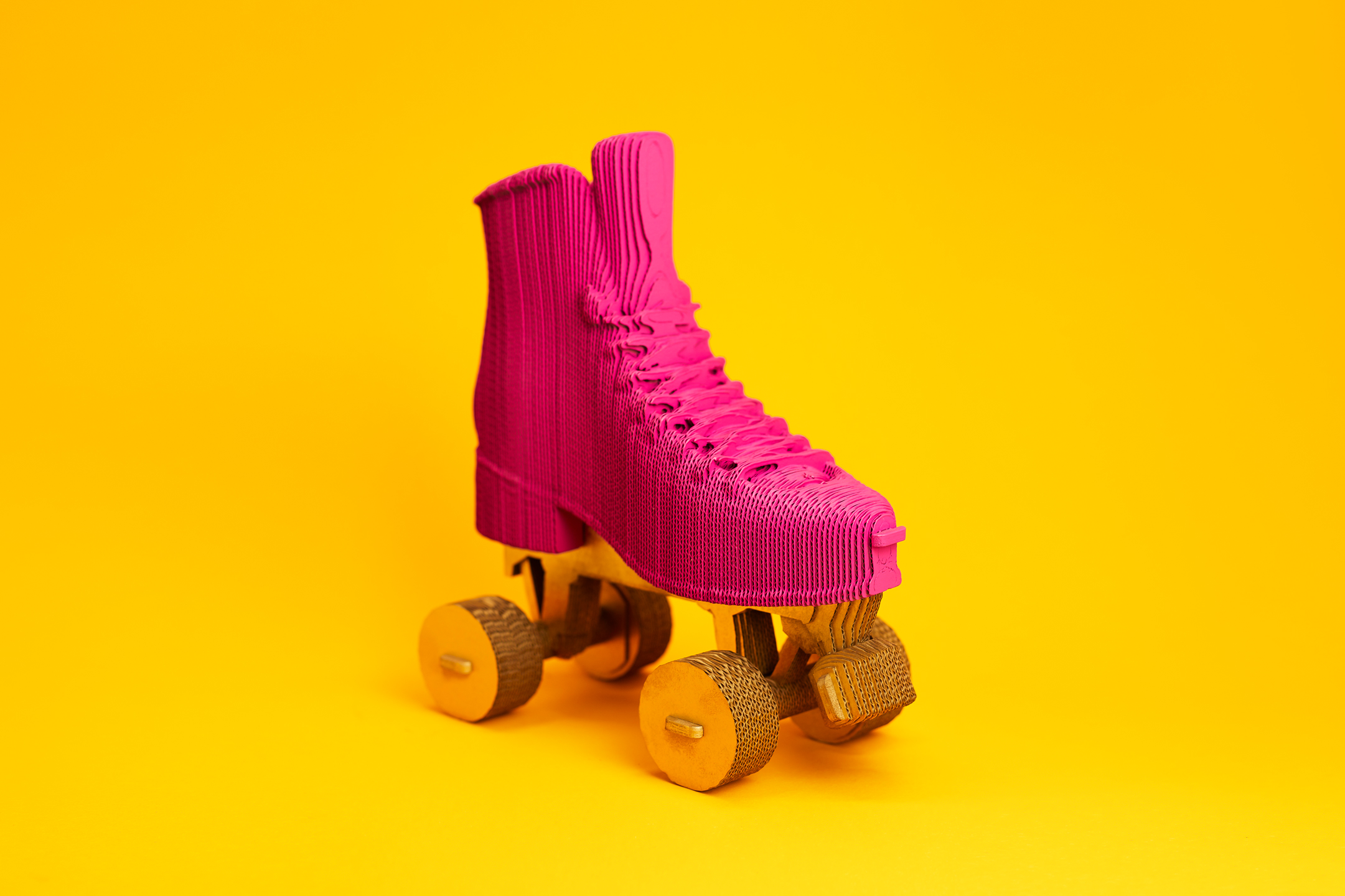 Cartonic 3D Puzzle Roller Skates