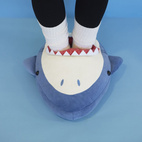 *REA Fotvärmare Hajen Sharky, blå/ vit