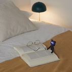 Cat book light in black silicone, Meow