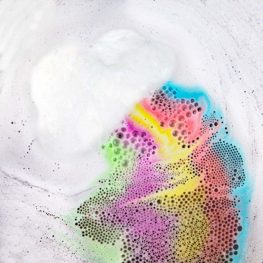 Bath Bomb Fizzing Rainbow