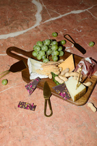 OstknivarThe Jett Cheese Knife