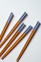 Kawai Ätpinnar Susutake-Komon Blå-vita 5 par