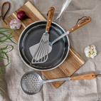 Heirol Hålslev Stekspade Rostfri Stål och Bokträ