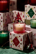 Presentset Doftljus i Räfflat Glas (3x 56 g) . Winter Berry, Pink Peppermint & Balsam Fir