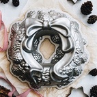 Nordic Ware Holiday Wreath Bundt® Pan