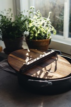 Heirol Stekgryta Gjutjärn Trälock 30 cm *UTGÅTT