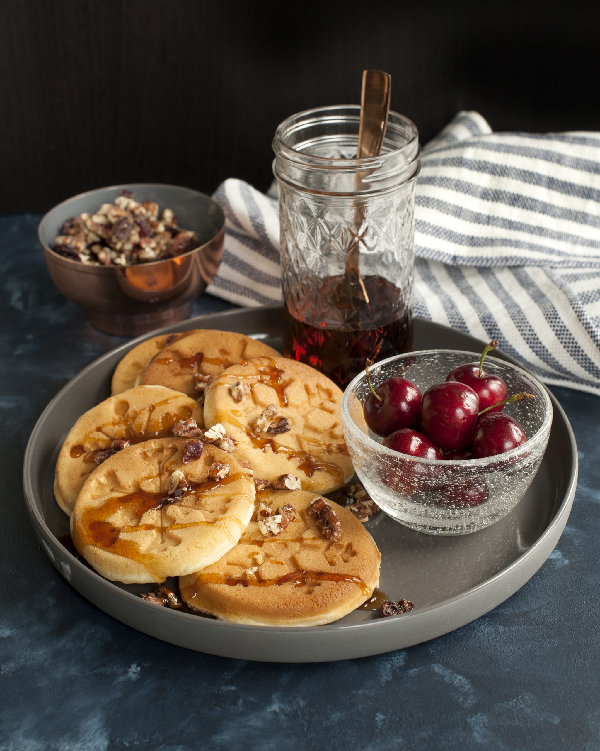*Nordic Ware Falling Snowflake Pancake Pan