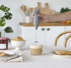 Mjölkskummare Meow, Grå