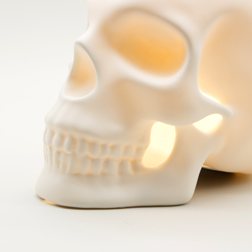 Bordslampa Skull