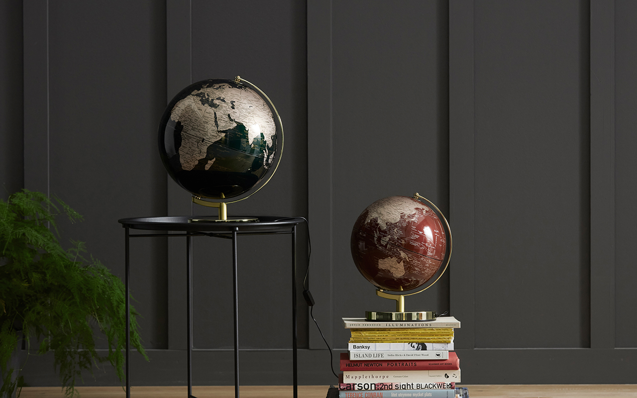 Maps & globes