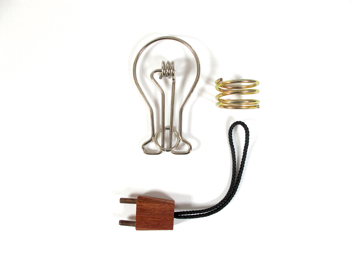 *SALE  Pussel Metal Light Bulb