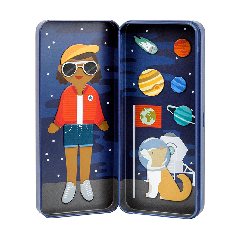 Mini Magnetic Dress-Up Space